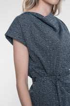 Geisha top met ceintuur en watervalhals in black/off white