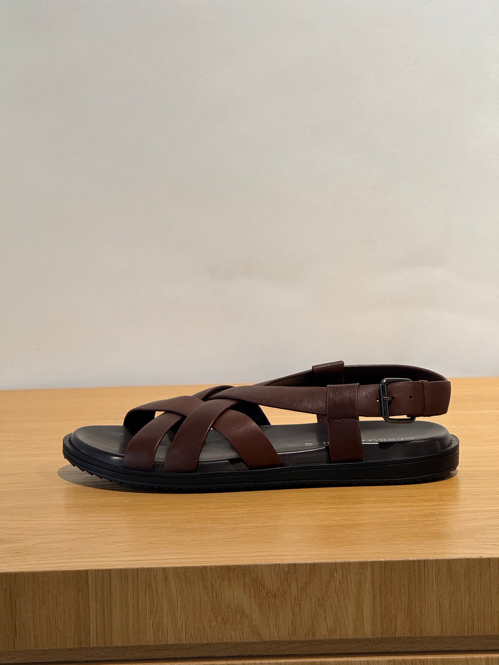 Cerruti sandalen bruin met gevlochten kruisbanden voor heren