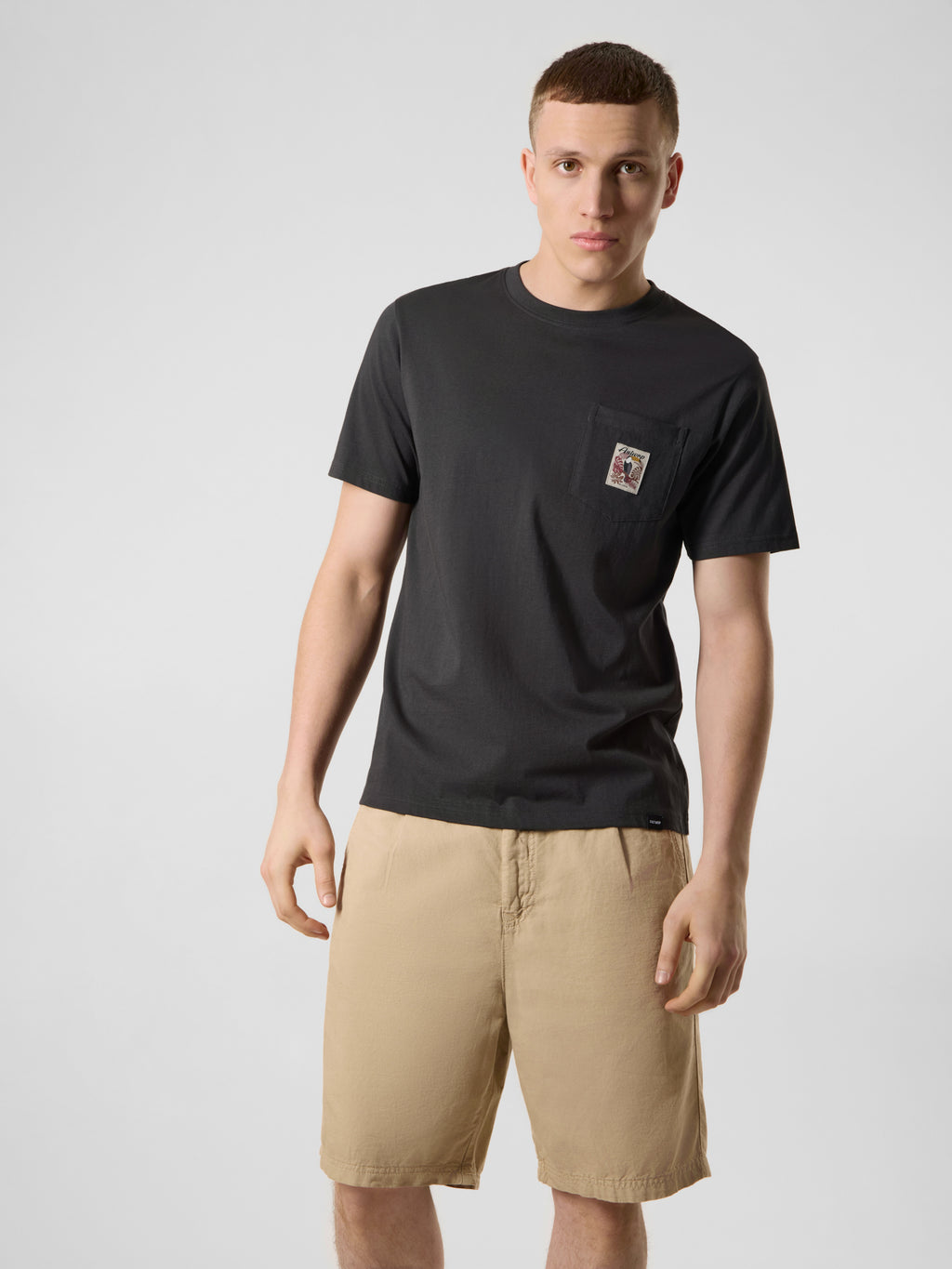 Antwrp - T-Shirt - Zwart