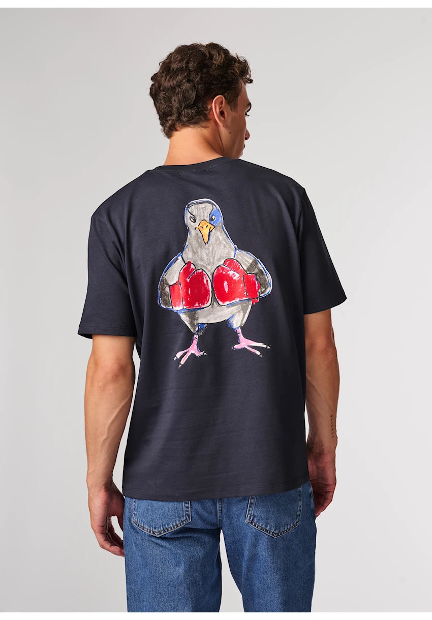 Antwrp Boxing Pigeon Backprint T-Shirt Donkerblauw - detail 2