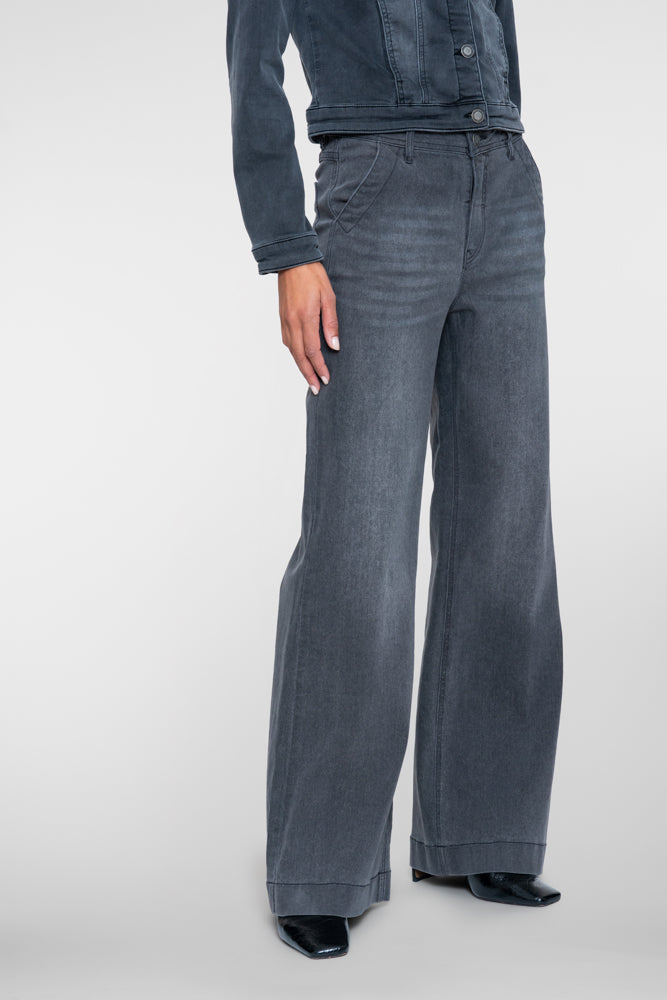 Geisha jeans grijs met wijde uitlopende pijpen en verweerde wassing voor dames