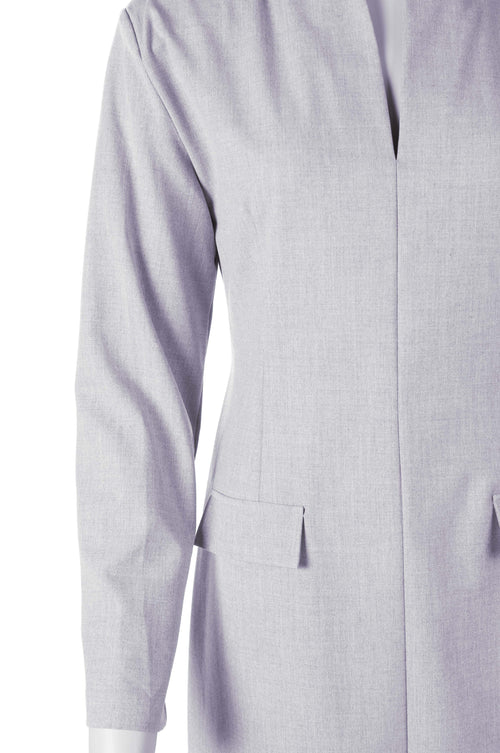 March23 getailleerde jurk grijs met lange mouwen en klepzakken voor dames