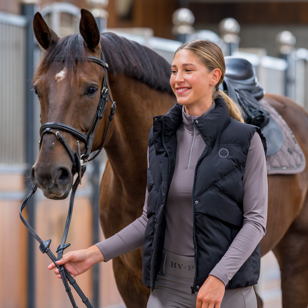 HV Society bodywarmer zwart met opstaande kraag en stiksels in V-vorm voor dames
