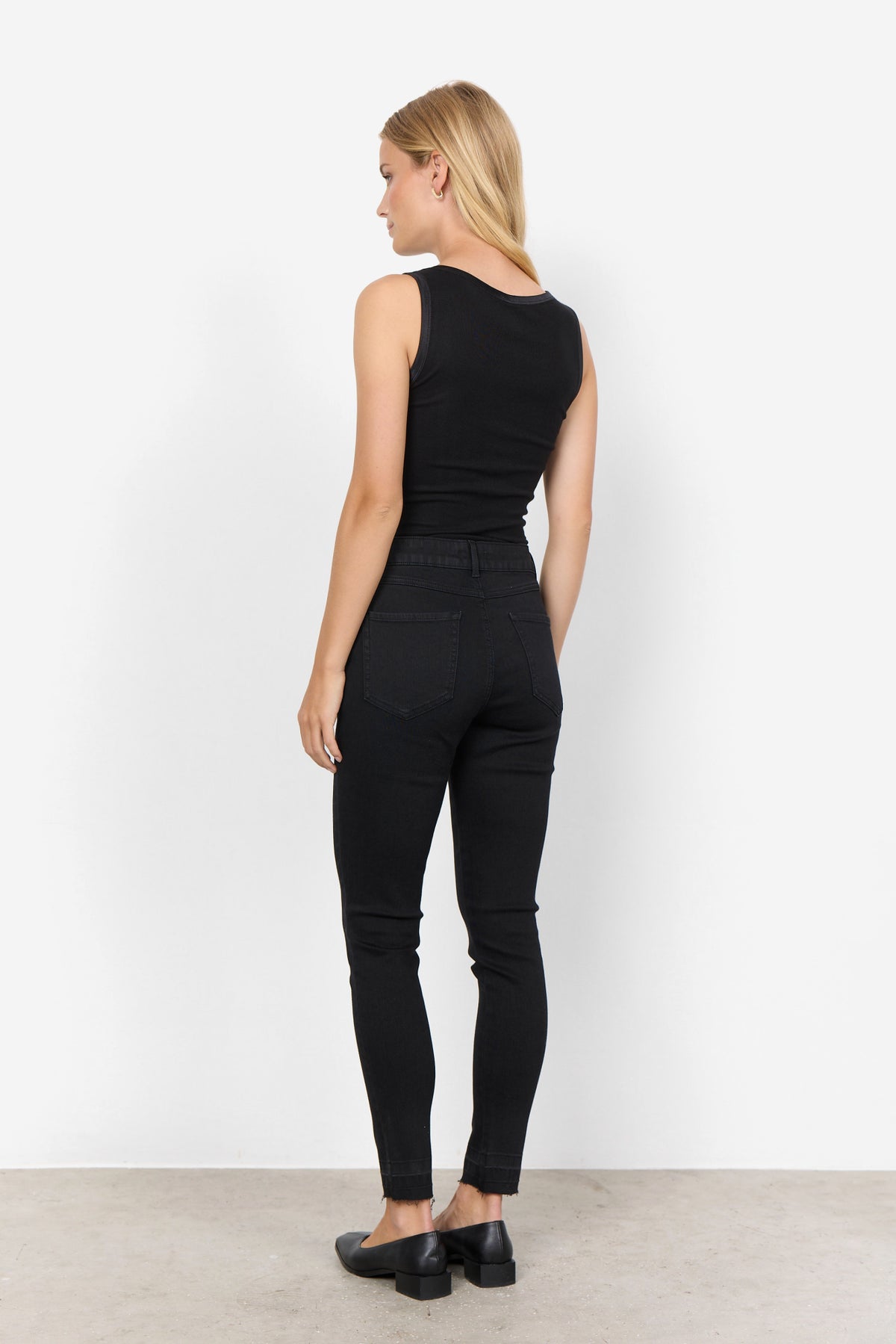 Soyaconcept top noir pour femme – 5