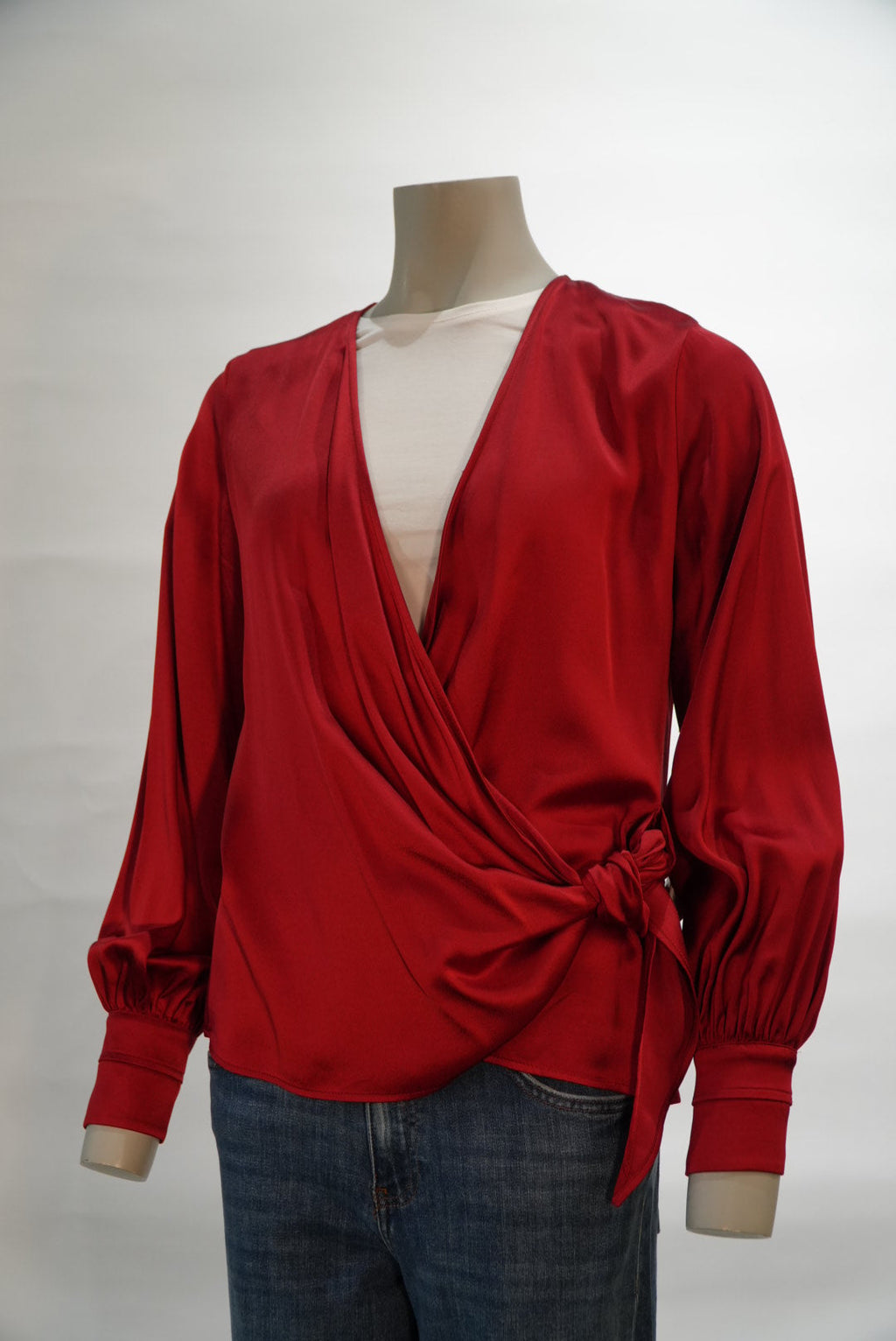 Ottod'Ame blouse rood met overslag en strik opzij voor dames