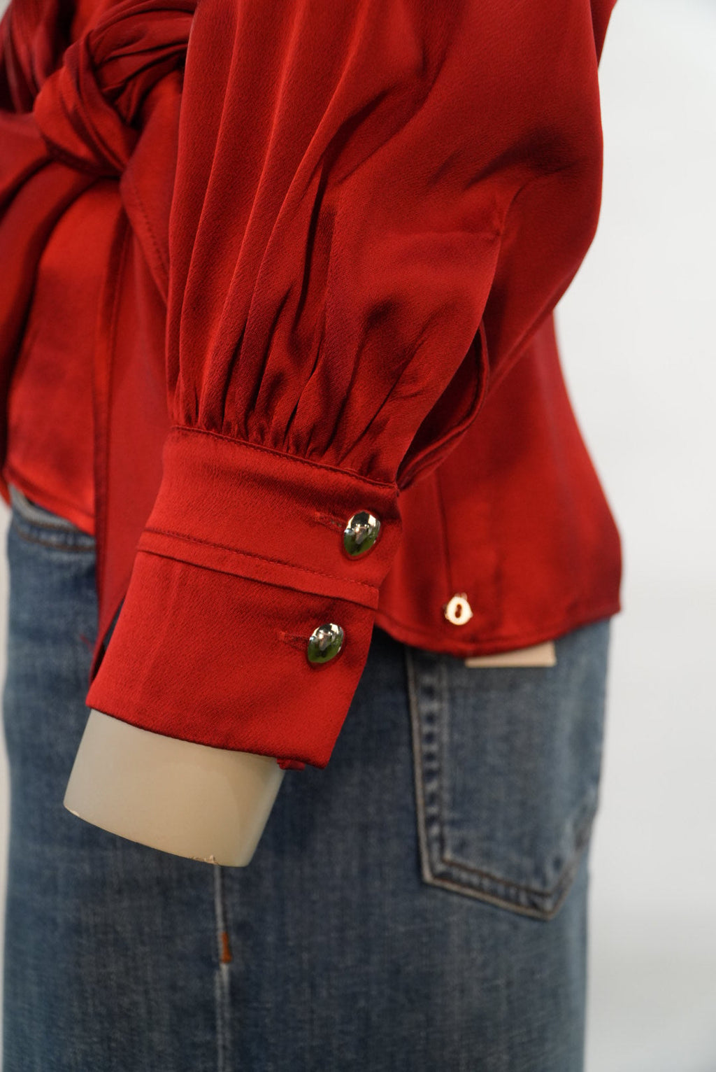 Ottod'Ame blouse rood met overslag en strik opzij voor dames