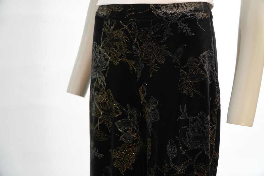 Rinascimento pantalon noir en velours à motif floral pour femme